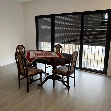 Apartamento Amplo E Moderno - Perto Do Estadio Futebol * Tondela