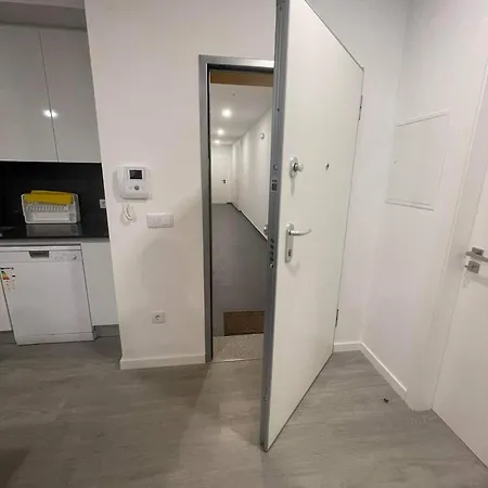 Apartment Apartamento Amplo E Moderno - Perto Do Estadio Futebol Tondela